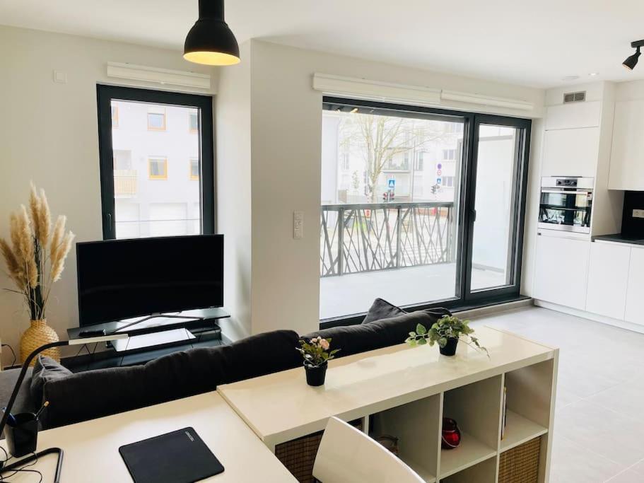 Luxury New Flat With Terrace & Parking-beg1 Apartment